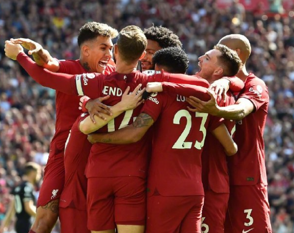 欧冠：巴黎大胜曼联 内马尔建功