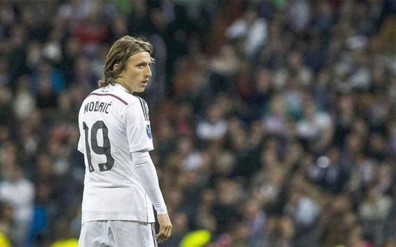 土媒：贝西克塔斯在认真追求桑乔，愿提供租借加买断的条款